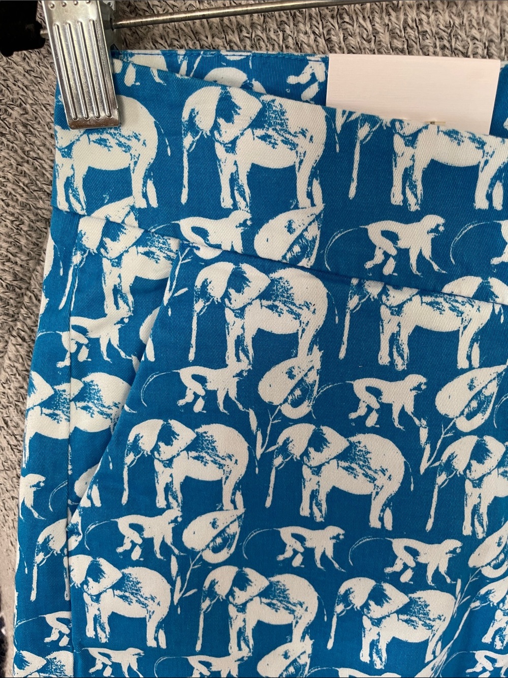 Crown & Ivy Blue White Elephant Monkey Scalloped Short Size 6 - Picture 5 of 10
